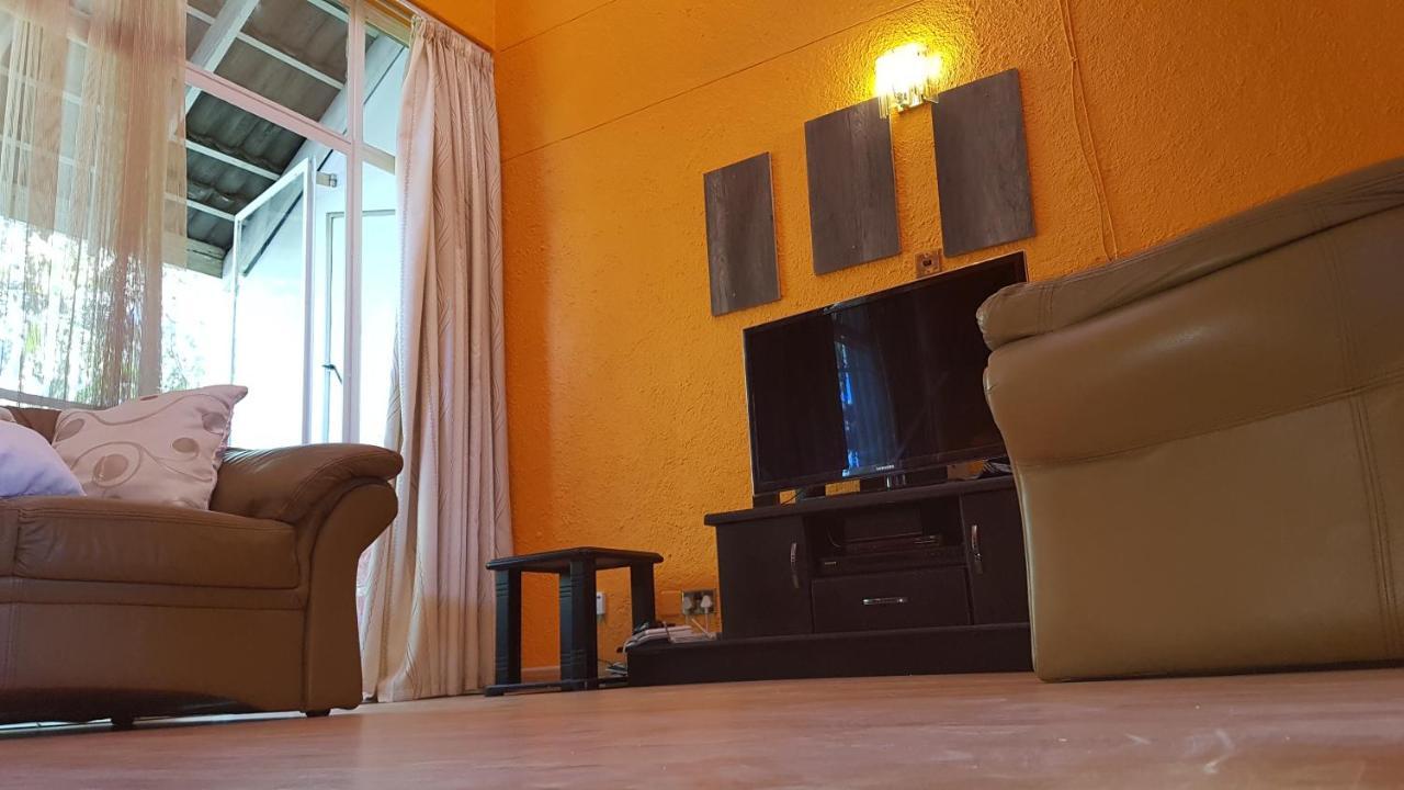 Lolo'S 1Bed Apt-Best Location-2Balconies 哈拉雷 外观 照片
